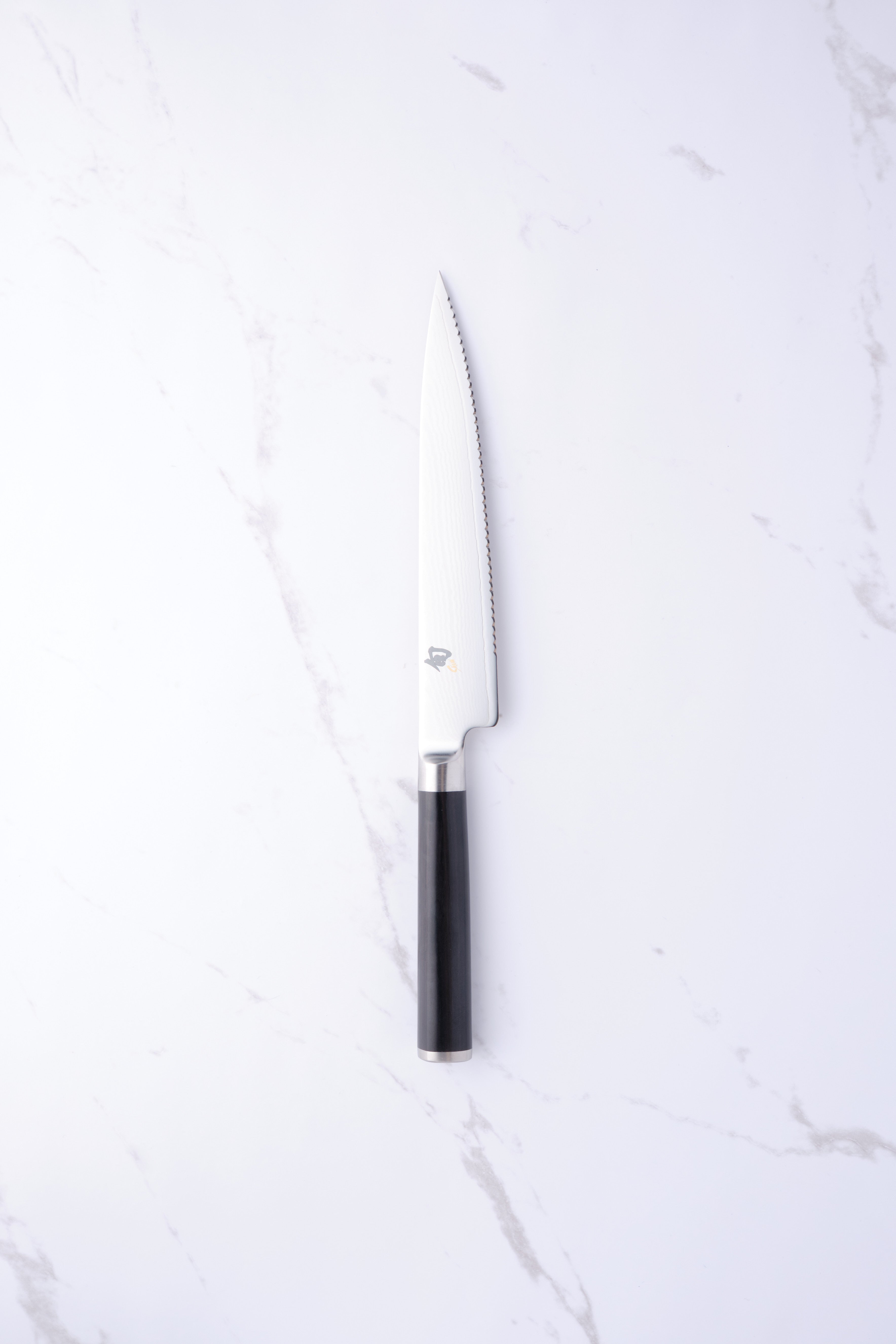 Shun Classic with serrated edge – 150 mm utility