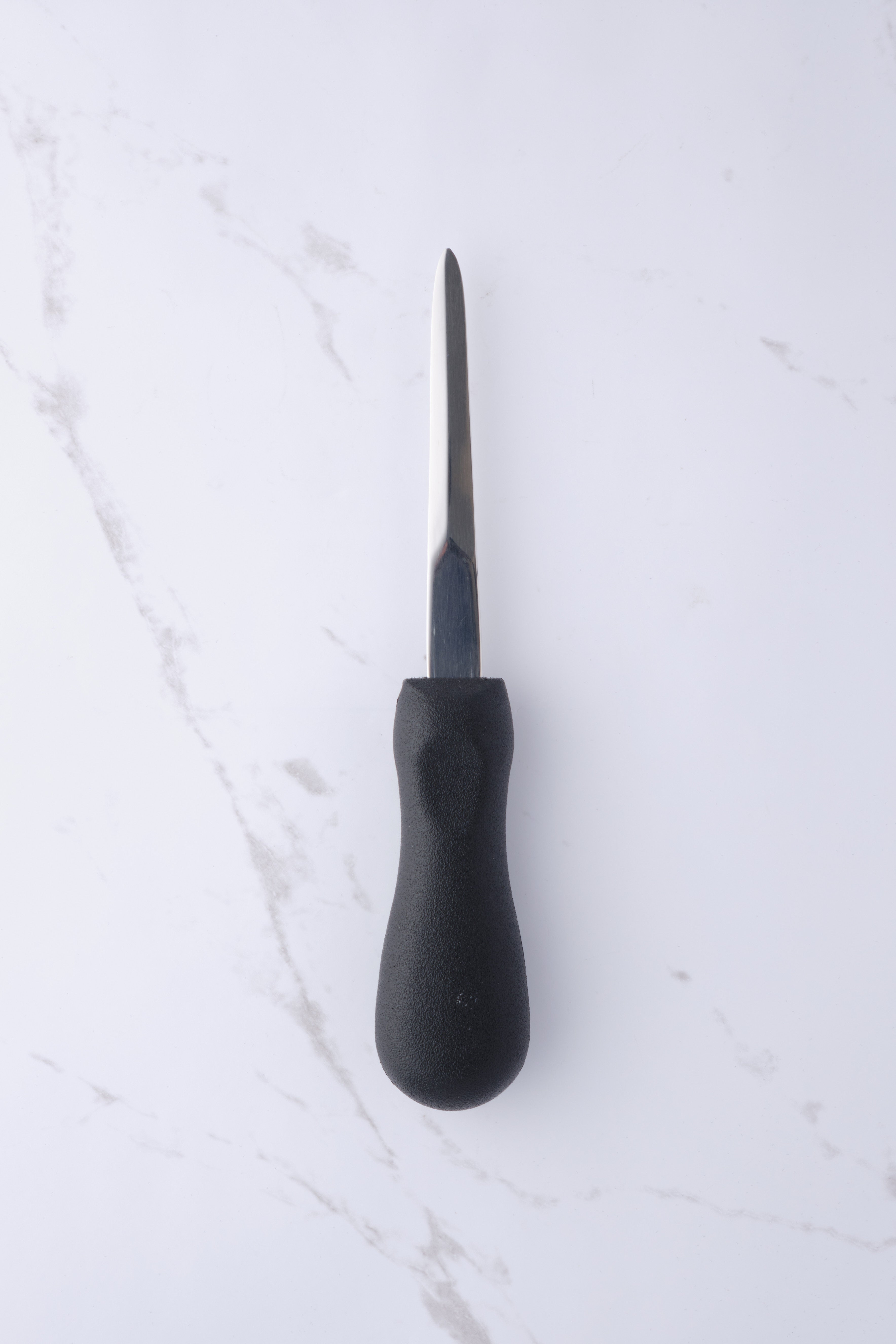 IVO Long oyster knife with HAV Logo